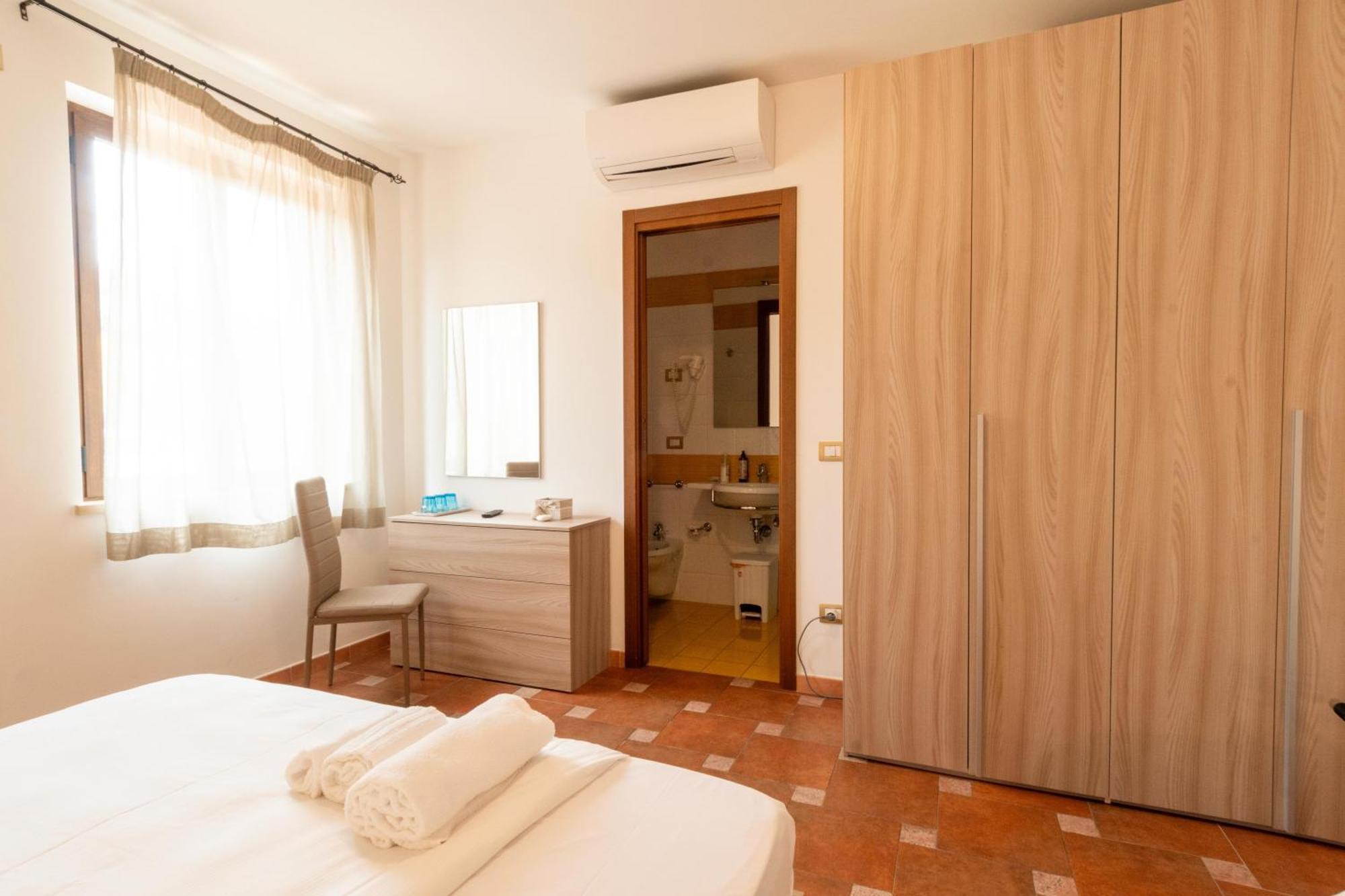 Vigneto - Italian Restaurant & B&B Villa Rosa Di Martinsicuro Dış mekan fotoğraf